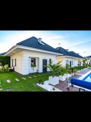 noclegi Ustka Family Resort Ustka - Domki dwupoziomowe z basenem , sauna , balia