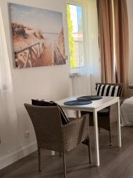 noclegi Pobierowo VILLA MARE HOUSE POBIEROWO Tarasy Garden Grill & Parking inclusive