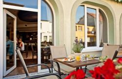 noclegi Jastrzębia Góra Hotel ARA - Dancing Club Restauracja Kameralne SPA ARA