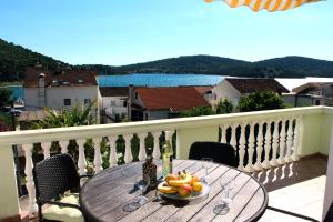 3 star apartement Apartments Villa Russo Tisno Horvaatia