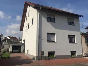 艾姆纽伯格公寓 - Bermersheim