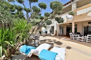 Les Chambres d'Hôtes du Grand Mornas - Léou