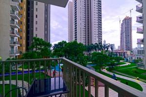 On 320 Apartment