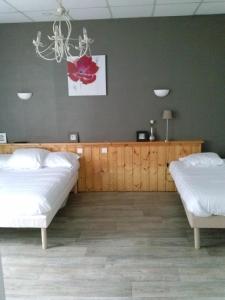 Hotels Hotel du parc : Chambre Triple