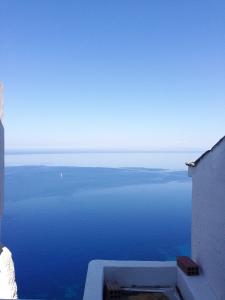 Folegandros-Cliffhouse Folegandros Greece