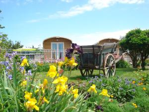 Maisons de vacances Les Roulottes de Cuzay : photos des chambres