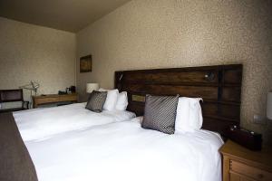 Superior Twin Room room in The Blue Boar
