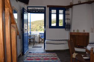 Linaria Bay Skyros Greece