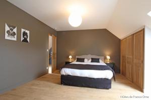 B&B / Chambres d'hotes La Corbonniere : Chambre Double - Vue sur Jardin