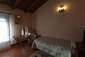 Two Connecting Rooms (3 Adults)