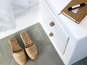 Delmar Apartments & Suites Milos Milos Greece