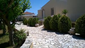 Marinos Apartments