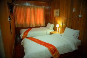 The history cafe & guesthouse