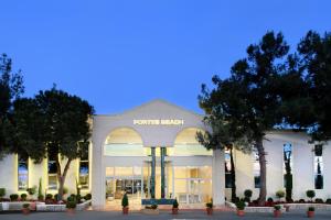 Portes Beach Hotel