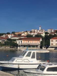 Villa Iris Apartments