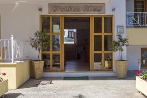 Ritsa Studios Skiathos Greece