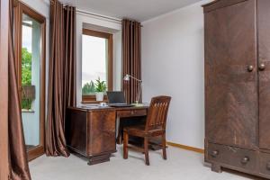 Wroclaw Riverside Apartment