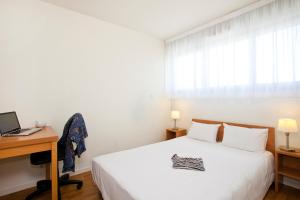 Appart'hotels Sejours & Affaires Rennes Longs Champs : photos des chambres