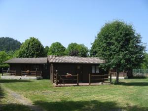 Campings Camping du Meygal : photos des chambres