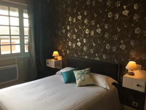 Hotels Logis La Thomasse : Chambre Double Standard