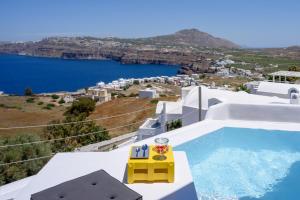 Earino Suites and Villa Santorini Greece