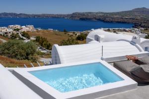 Earino Suites and Villa Santorini Greece