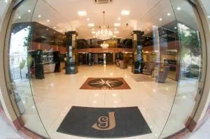 Jacques Georges Tower - بيلوتاس