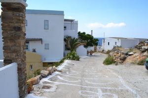 Ioanna Studios Tinos Greece