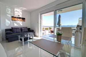 Apartments Maris Senj