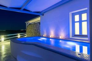 Earino Suites and Villa Santorini Greece