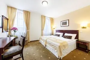 Hotel & Apartments U Černého orla - Bohušice