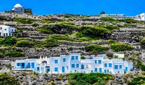 To Maro Sifnos Greece