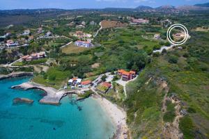Villa with Private Pool room in Driftwood Villa