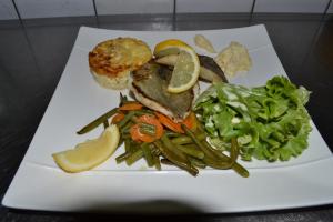 Hotels l'Hotel du port : photos des chambres