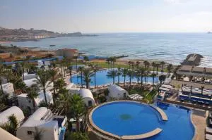 Pangea Beach Resort - بيت الدين