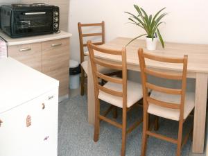 Two-Bedroom Apartment room in Apartment Resaa