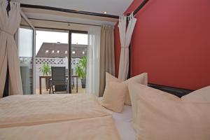 Pensione Pension Sonneneck - rooms & suites B&uuml;sum Germania