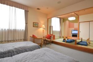 Hill Hotel Sunpia Iga