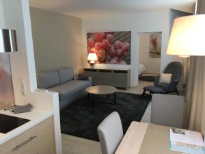 Apartments42