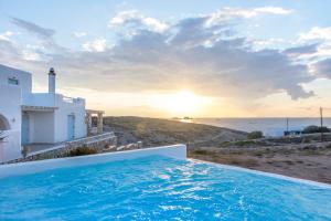 Passos Villas Paros Greece