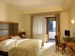 Royal Double Room with Sea View room in Grand Hotel Don Juan