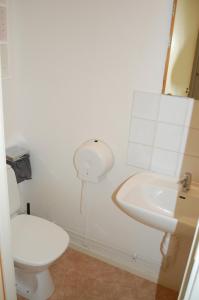 Allégården Kastlösa Vandrarhem