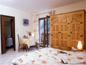 Hotels Auberge de France : Chambre Familiale