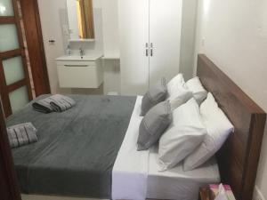 Beachfront Deluxe Apartment