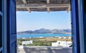 Evmorfia rooms Antiparos Greece