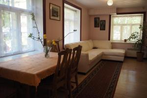 Lootuse Apartment