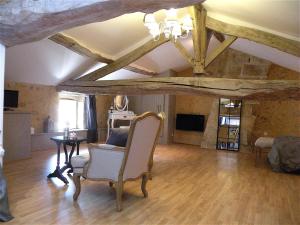 B&B / Chambres d'hotes Moulin de Rioupassat Chambres d'Hotes de Charme : Suite Familiale Authentique 