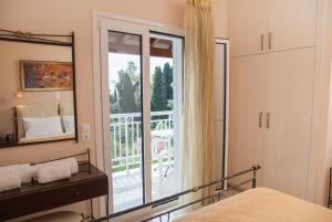 Brentanos Apartments - A - View of Paradise Corfu Greece