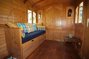 Maisons d'hotes Roulottes Montagne Pyrenees : photos des chambres