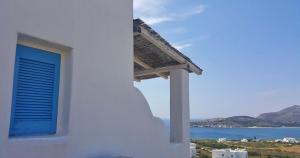 Evmorfia rooms Antiparos Greece